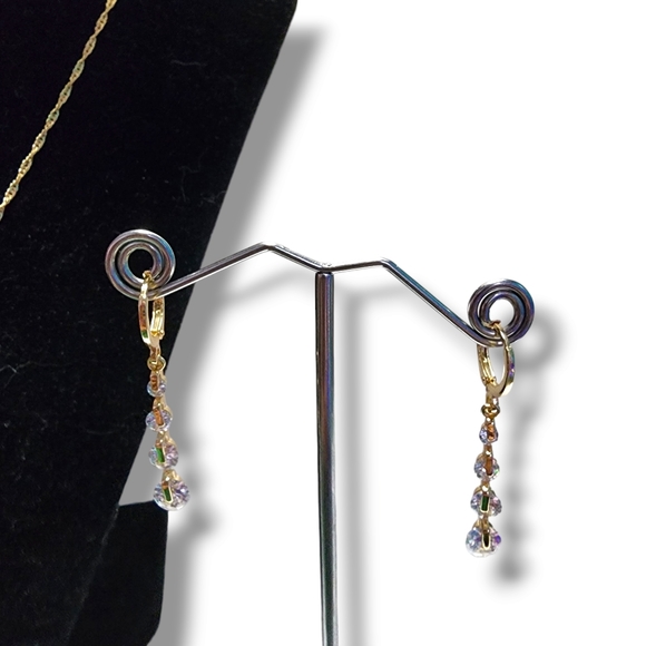 Clear Crystal Waterfall Earrings with Necklace in Gold Singapore Chain Dainty - Picture 9 of 16